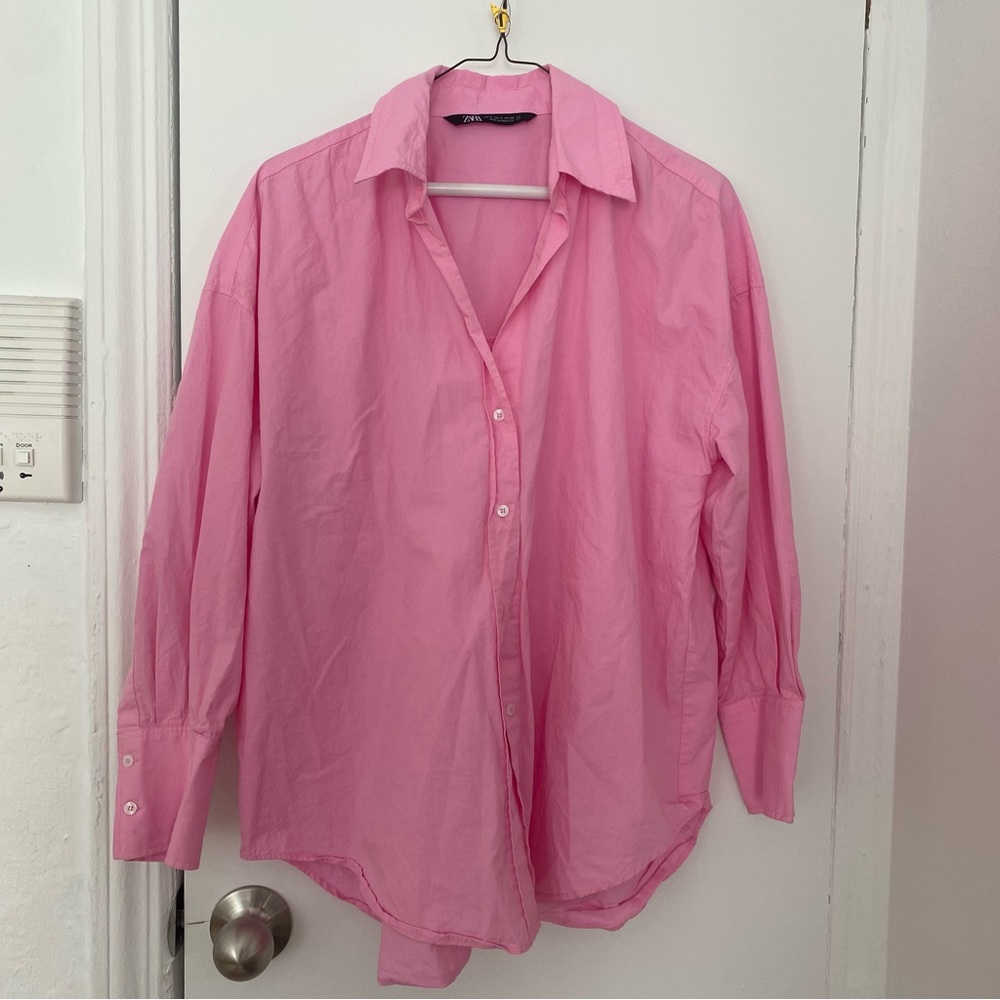 Pink button down 💞